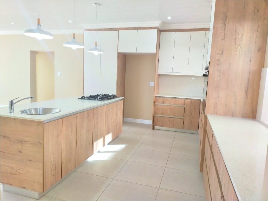 3 Bedroom Property for Sale in Reebok Western Cape